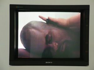 0044_somia_khurana_-_still_moving_image_head_-_hand_2004