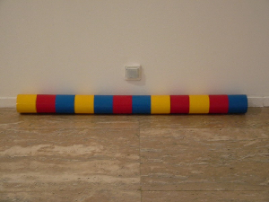 0028_andre_cadere_1976_serie_de_six_barres_resize