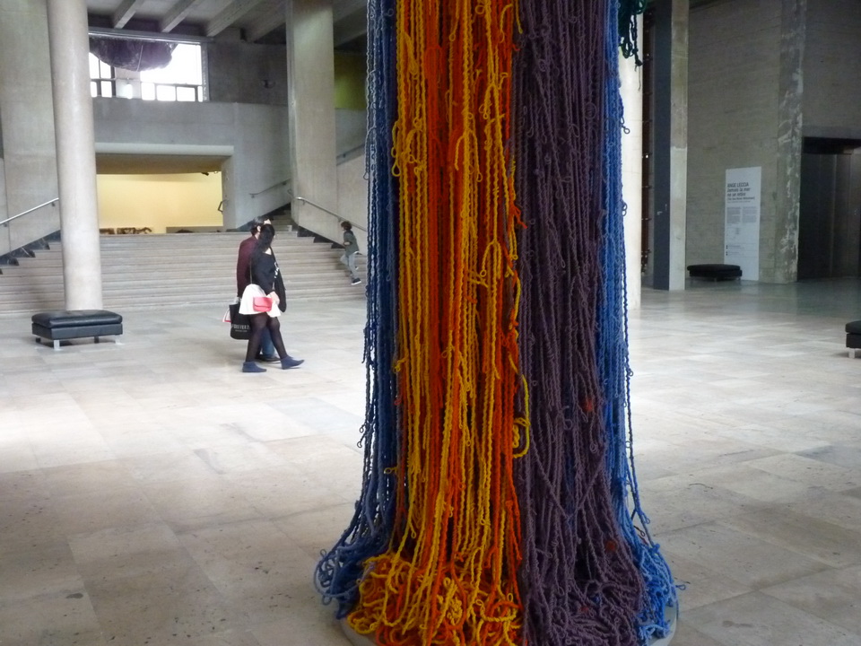 005 Sheila Hicks ne 1934 USA baoli 2014