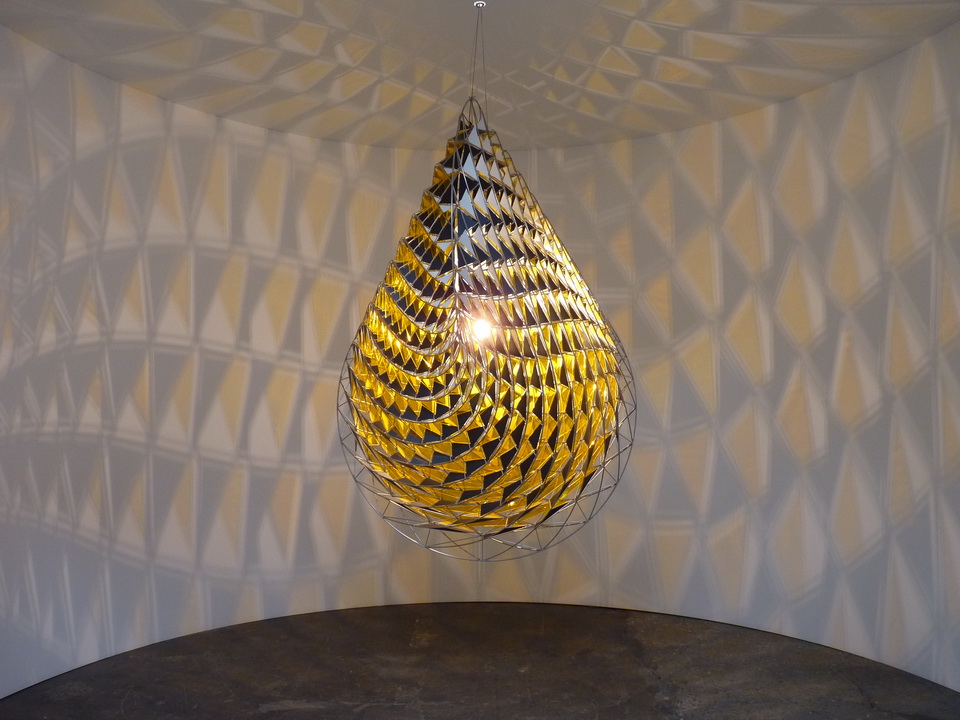 016 Olafur Elisasson the wew planet 94.9x95.5x201cm 2013 acier inoxydable aluminium verre colore peinture