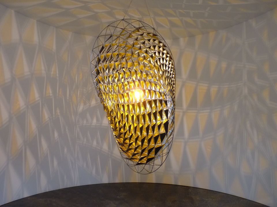 018 Olafur Elisasson the wew planet 94.9x95.5x201cm 2013 acier inoxydable aluminium verre colore peinture