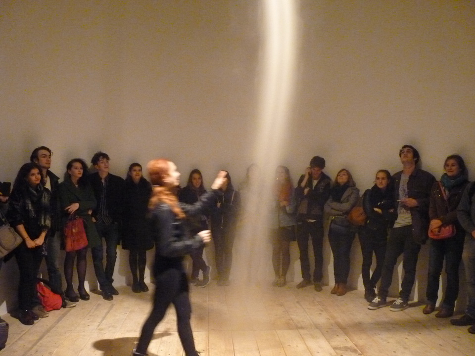 056 Anish Kapoor ascension 2004-2015 installation
