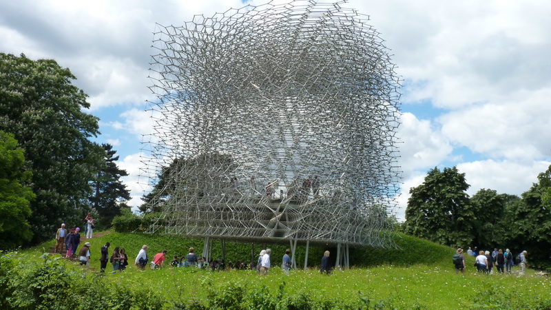 P1530359 The hive - Wolfgang Buttress .Simmonds studio stage one and BDP 2016 installation