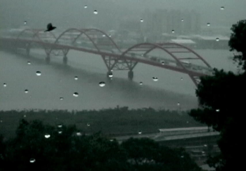 001 「雨景」 2002 單頻道錄影 約13分鐘