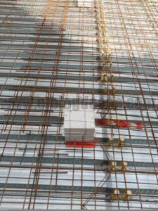 Ejemplo de previsión para el paso de una instalación en losa de chapa colaborante