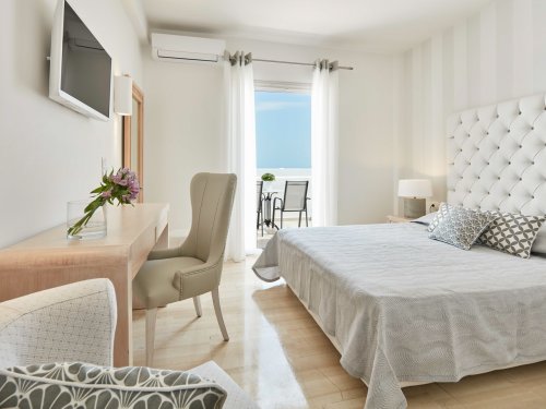 Santorini Palace Hotel