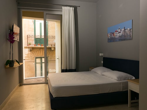 Zibibbo Suites & Rooms
