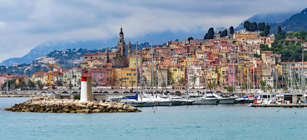 Menton et son port labellisé Pavillon Bleu