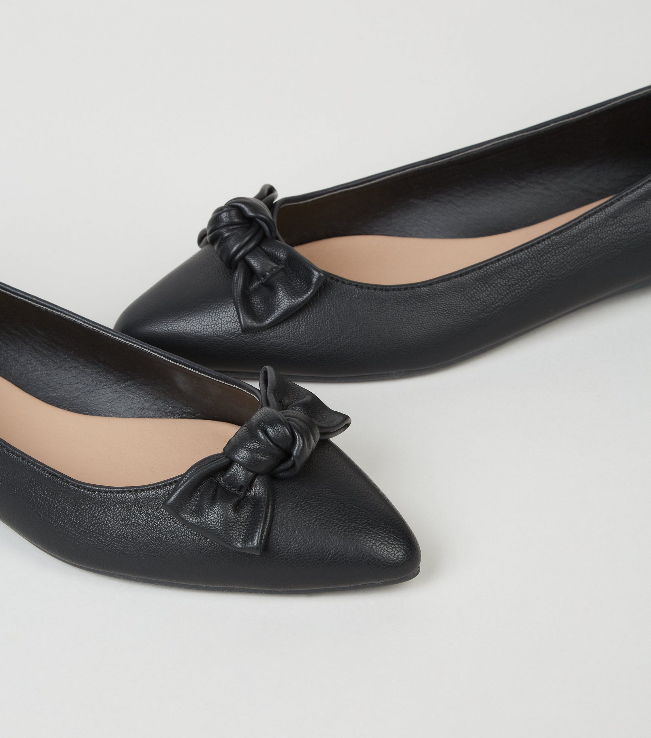 ballerines pointues noires