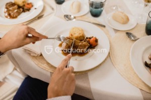 Catering_Comida_Cena_Proveedor_Graduaciones_Universitarios_Graduarse