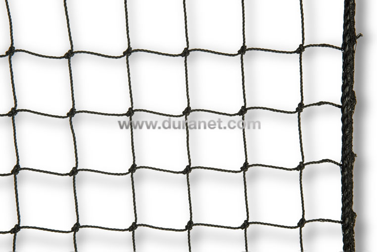 thumbnail image 2 of 6ft X 150ft Heavy Knotted 1-inch Aviary Poultry Netting - NKH1 006-150 2 of 3