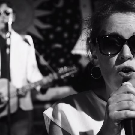 Donas Pull over blanc clip