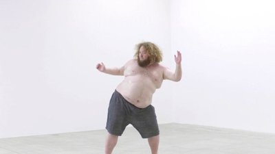 Comedien obese danse - Idiot