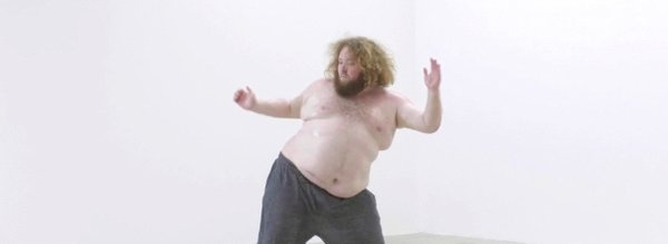 Comedien obese danse - Idiot