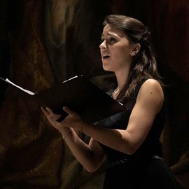 Portrait Ambroisine Bré concert Bordeaux