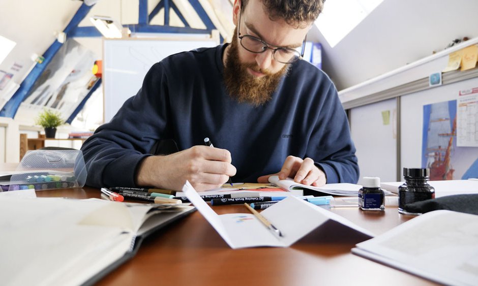 En train de dessiner Jean Cremers