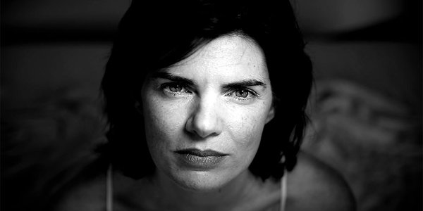 Close up regarde la camera Avant l orage Audrain cover