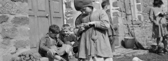 Image petite fille - La face cachée de l'image