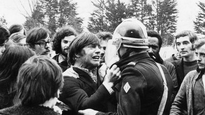 Jacques Gourmelen la greve du joint français pour Ouest-France 6 avril 1972