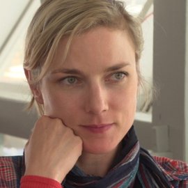 Kourtney - portrait - Gabarit