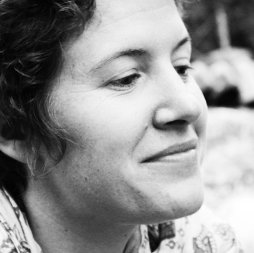 Lara laigneau portrait réalisatrice