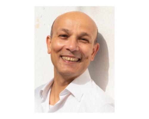 Latreche - portrait - Gabarit