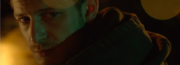 L'aveugle et la cardinale - homme