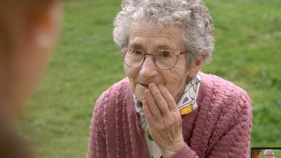 Lucienne sourire - Lulu Mellionnec