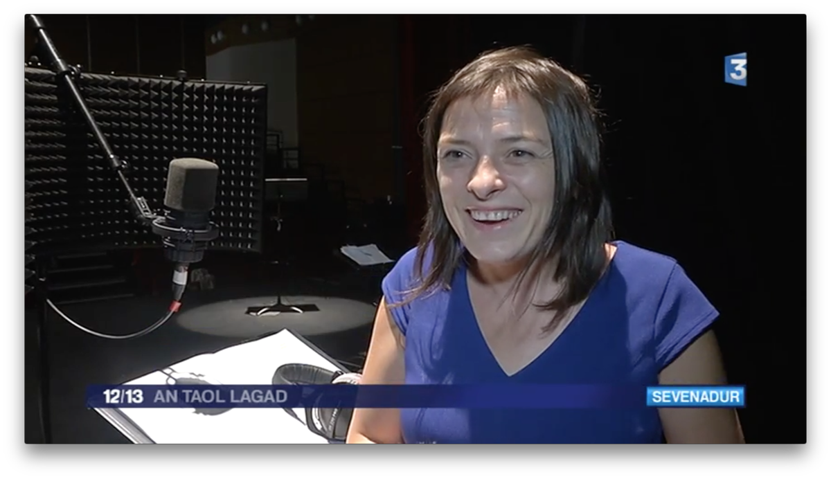 Marion Gwen comédienne du spectacle ArMaezioù