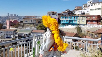 Marta face au panorama Valparaiso