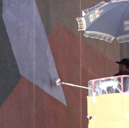 Nelio peint depuis la nacelle - Teenage kicks