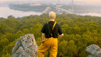 Clip Gak pecheur face au paysage