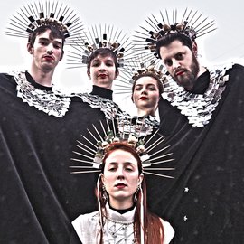 Photo le groupe obscur