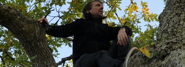 Patrice Pluyette dans les arbres