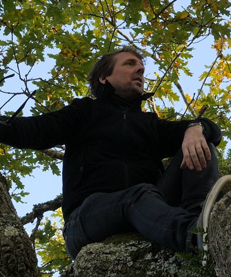 Patrice Pluyette dans les arbres