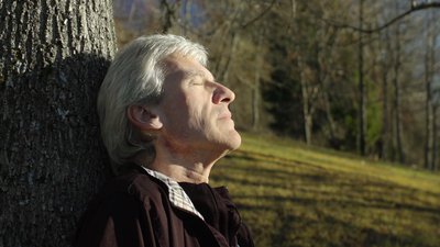 Raphael prend le soleil - première année dehors