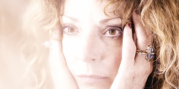 Regard lumière clip ha ma Nolwenn Korbell