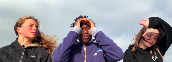 Regards au loin - la bande du 2-9 cover