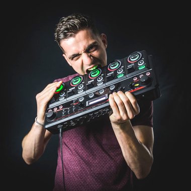 portrait SARO beatboxer