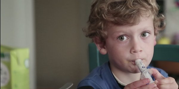 Seringue lait pour Axel