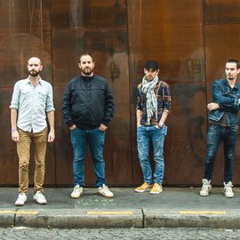 Thomas Howard Memorial groupe