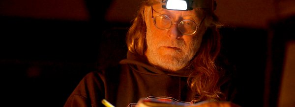 à la frontale chris ecrit sous le pont