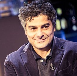 Agostino Ferrente Selfie