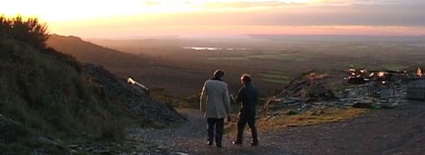 ardoisiers face au coucher du soleil