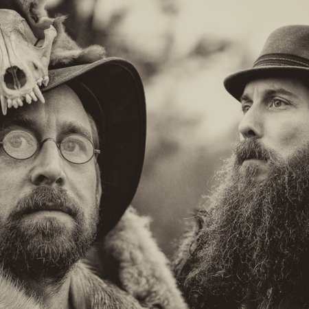 blue butter pot ©Tony Guillou