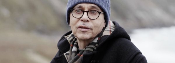 Bruno Collet à la mer avec bonnet bleu - LGB#57