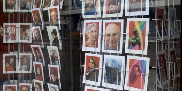 cartes postales cabinet photo regarde moi