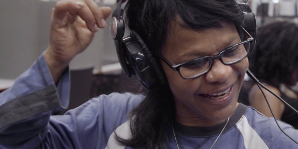 chante femme BPI__Bibliotheque_publique.jpg