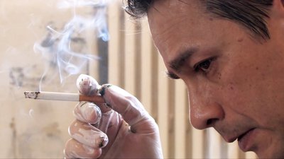 Cigarette qui fume le veilleur 1000px