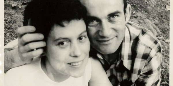 Vieux cliché du couple -Tous nos voeux de bonheur